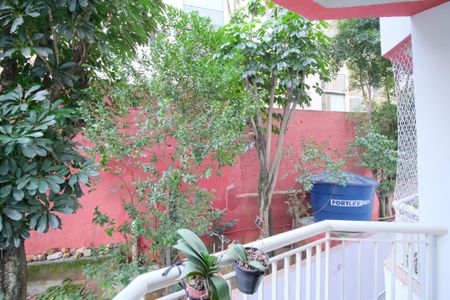 Apartamento à venda com 54m², 2 quartos e 2 vagasVaranda