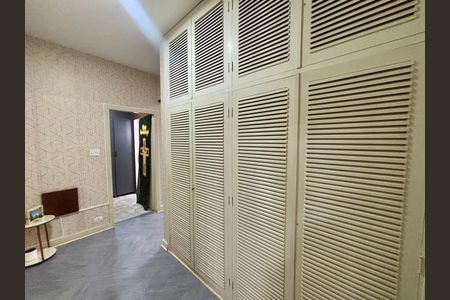 Apartamento à venda com 293m², 4 quartos e 2 vagas Apartamento à venda com 293m², 4 quartos e 2 vagasQuarto Principal Suíte