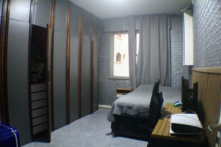 Apartamento à venda com 293m², 4 quartos e 2 vagas Apartamento à venda com 293m², 4 quartos e 2 vagasQuarto 1