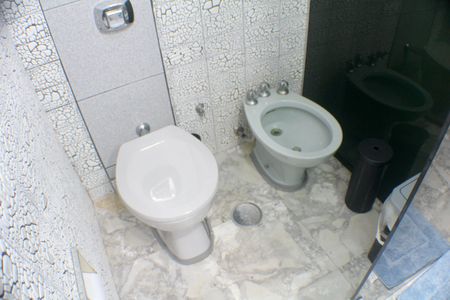 Apartamento à venda com 293m², 4 quartos e 2 vagas Apartamento à venda com 293m², 4 quartos e 2 vagasBanheiro Suíte