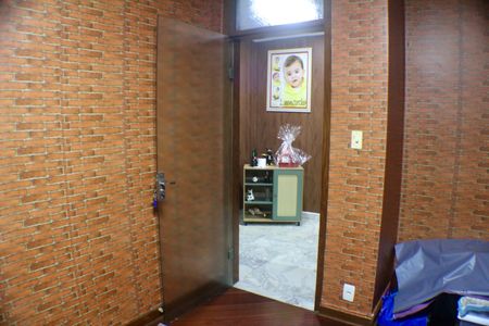 Apartamento à venda com 293m², 4 quartos e 2 vagas Apartamento à venda com 293m², 4 quartos e 2 vagasQuarto 3