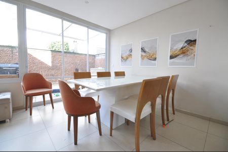 Casa de condomínio para alugar com 240m², 4 quartos e 3 vagasSala de Jantar 1