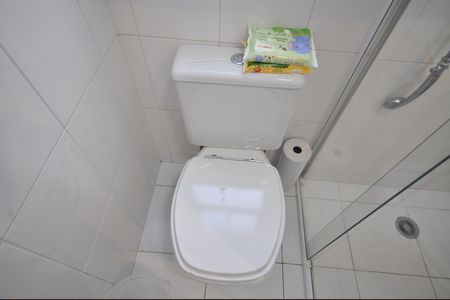 Casa de condomínio para alugar com 240m², 4 quartos e 3 vagasBanheiro Social