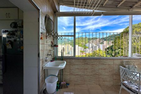 Apartamento à venda com 261m², 5 quartos e 1 vaga Apartamento à venda com 261m², 5 quartos e 1 vagaÁrea de Serviço