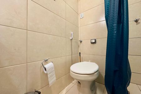 Apartamento à venda com 261m², 5 quartos e 1 vaga Apartamento à venda com 261m², 5 quartos e 1 vagaBanheiro