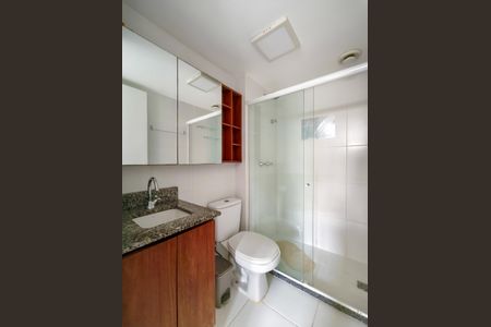 Apartamento à venda com 61m², 2 quartos e 1 vaga Apartamento à venda com 61m², 2 quartos e 1 vagaBanheiro da Suíte