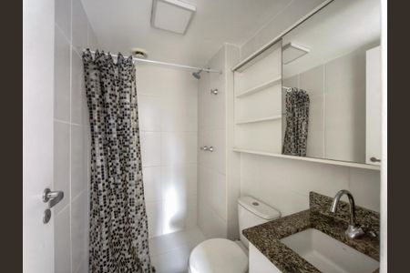 Apartamento à venda com 61m², 2 quartos e 1 vaga Apartamento à venda com 61m², 2 quartos e 1 vagaBanheiro Corredor