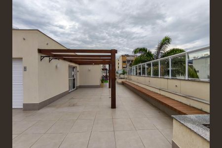 Apartamento à venda com 61m², 2 quartos e 1 vaga Apartamento à venda com 61m², 2 quartos e 1 vagaÁrea comum - Playground