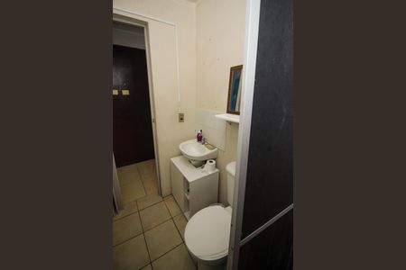 Apartamento à venda com 33m², 2 quartos e sem vaga Apartamento à venda com 33m², 2 quartos e sem vagaBanheiro