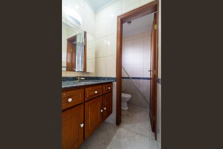 Apartamento à venda com 180m², 3 quartos e 3 vagas Apartamento à venda com 180m², 3 quartos e 3 vagasCobertura - Lavabo
