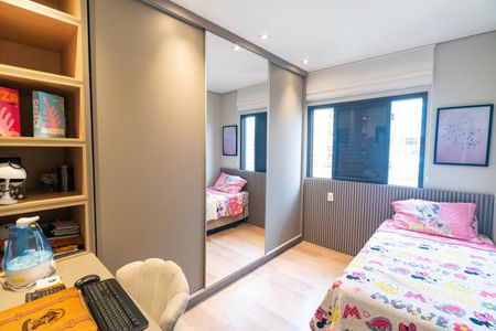 Apartamento à venda com 180m², 3 quartos e 3 vagas Apartamento à venda com 180m², 3 quartos e 3 vagasQuarto 2