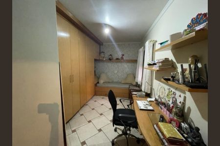 Casa à venda com 220m², 3 quartos e 2 vagas