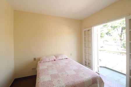 Casa para alugar com 125m², 3 quartos e 2 vagasSuíte