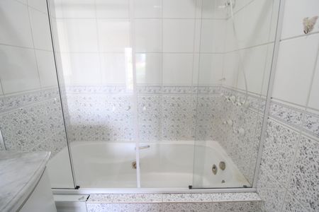 Casa para alugar com 125m², 3 quartos e 2 vagasBanheiro da Suíte