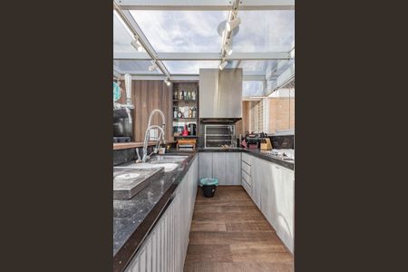 Apartamento à venda com 197m², 3 quartos e 3 vagasCobertura