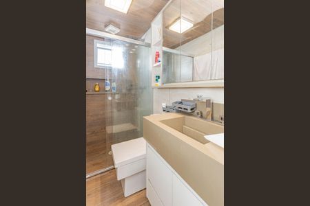 Apartamento à venda com 197m², 3 quartos e 3 vagasBanheiro da Suíte 1