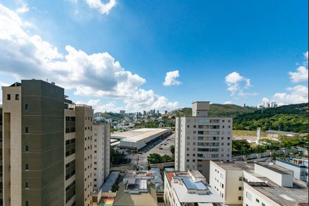 Apartamento para alugar com 240m², 4 quartos e 2 vagas Apartamento para alugar com 240m², 4 quartos e 2 vagasQuarto 2