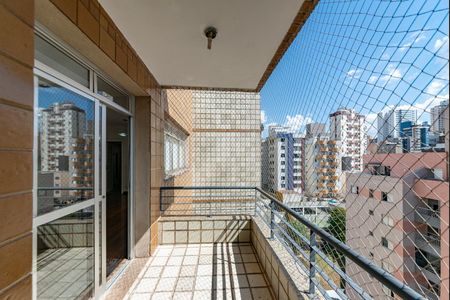 Apartamento para alugar com 240m², 4 quartos e 2 vagas Apartamento para alugar com 240m², 4 quartos e 2 vagasVaranda da Sala