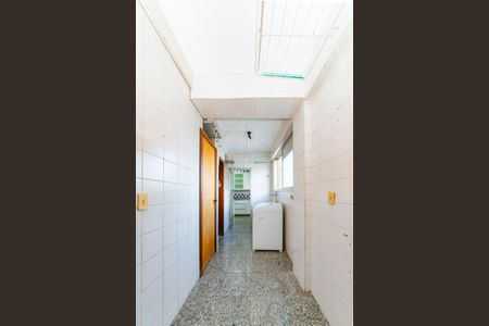 Apartamento para alugar com 240m², 4 quartos e 2 vagas Apartamento para alugar com 240m², 4 quartos e 2 vagasÁrea de Serviço
