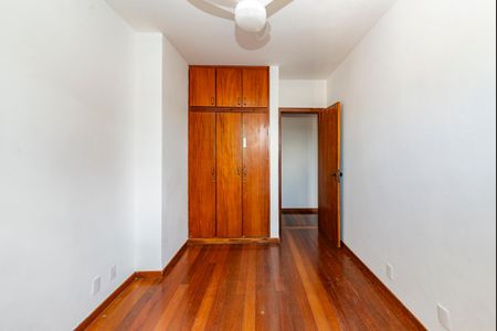 Apartamento para alugar com 240m², 4 quartos e 2 vagas Apartamento para alugar com 240m², 4 quartos e 2 vagasQuarto 2