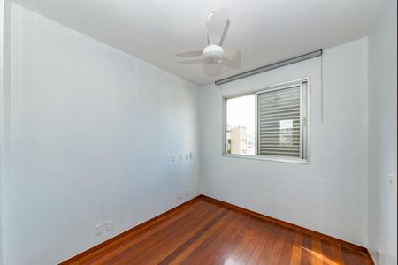 Apartamento para alugar com 240m², 4 quartos e 2 vagas Apartamento para alugar com 240m², 4 quartos e 2 vagasQuarto 3