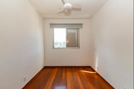 Apartamento para alugar com 240m², 4 quartos e 2 vagas Apartamento para alugar com 240m², 4 quartos e 2 vagasQuarto 2