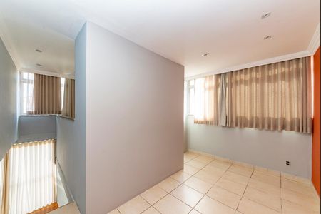 Apartamento para alugar com 240m², 4 quartos e 2 vagas Apartamento para alugar com 240m², 4 quartos e 2 vagasSala 3 - Térreo