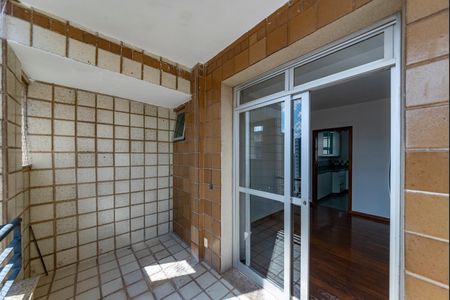 Apartamento para alugar com 240m², 4 quartos e 2 vagas Apartamento para alugar com 240m², 4 quartos e 2 vagasVaranda da Sala