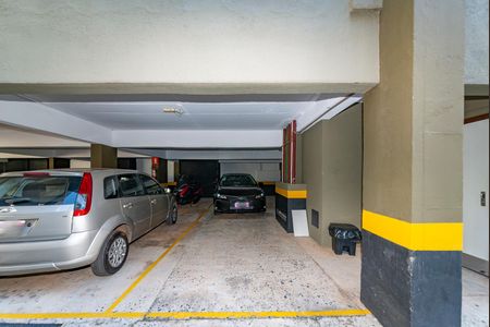 Apartamento para alugar com 240m², 4 quartos e 2 vagas Apartamento para alugar com 240m², 4 quartos e 2 vagasGaragem