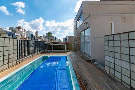 Apartamento para alugar com 240m², 4 quartos e 2 vagas Apartamento para alugar com 240m², 4 quartos e 2 vagasPiscina