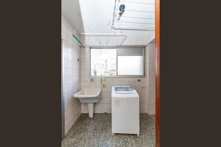 Apartamento para alugar com 240m², 4 quartos e 2 vagas Apartamento para alugar com 240m², 4 quartos e 2 vagasÁrea de Serviço