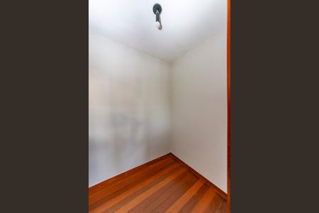 Apartamento para alugar com 240m², 4 quartos e 2 vagas Apartamento para alugar com 240m², 4 quartos e 2 vagasÁrea de Serviço