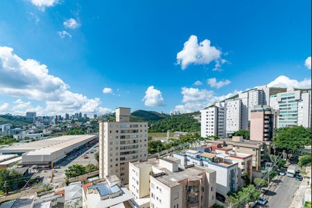 Apartamento para alugar com 240m², 4 quartos e 2 vagas Apartamento para alugar com 240m², 4 quartos e 2 vagasSuíte