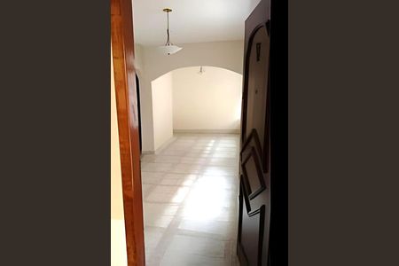 Apartamento à venda com 71m², 2 quartos e 1 vaga
