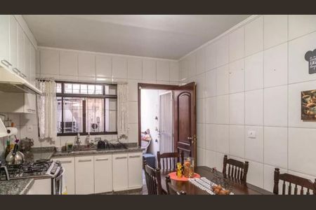 Casa à venda com 120m², 3 quartos e 2 vagas