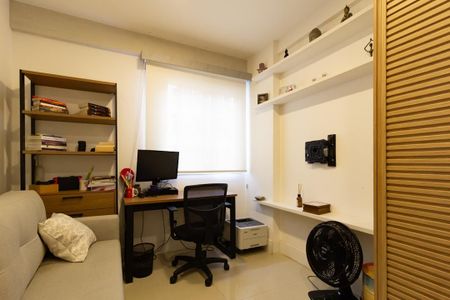Apartamento à venda com 140m², 3 quartos e 1 vaga Apartamento à venda com 140m², 3 quartos e 1 vagaEscritório