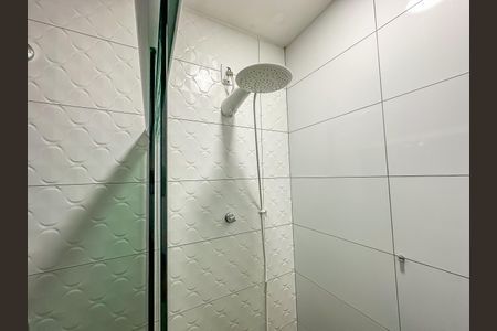 Casa à venda com 320m², 4 quartos e 2 vagas Casa à venda com 320m², 4 quartos e 2 vagasBanheiro da Suíte 2
