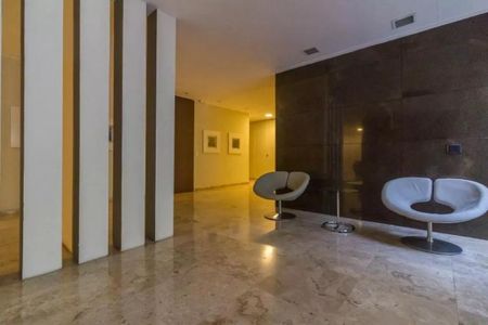Apartamento à venda com 180m², 2 quartos e 2 vagas