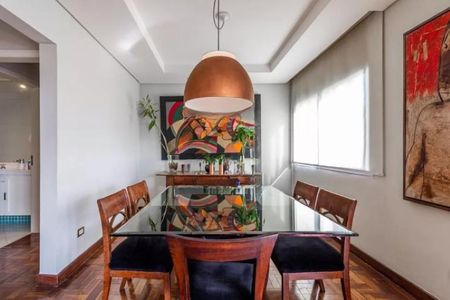 Apartamento à venda com 180m², 2 quartos e 2 vagas