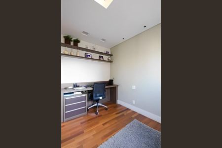 Apartamento à venda com 216m², 3 quartos e 4 vagas