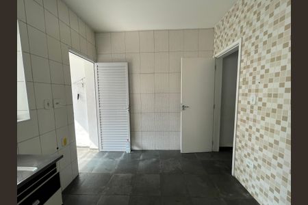 Casa à venda com 101m², 3 quartos e 1 vaga Casa à venda com 101m², 3 quartos e 1 vagaCozinha
