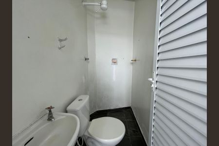 Casa à venda com 101m², 3 quartos e 1 vaga Casa à venda com 101m², 3 quartos e 1 vagaBanheiro 2