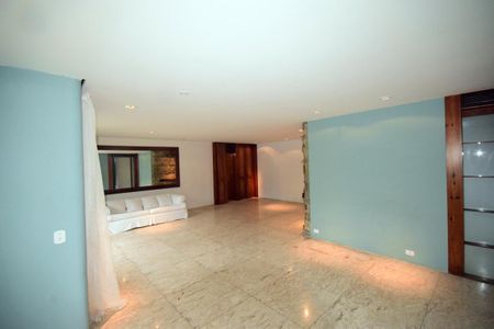 Apartamento à venda com 148m², 3 quartos e 2 vagas Apartamento à venda com 148m², 3 quartos e 2 vagasSala