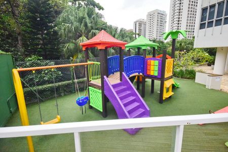 Apartamento à venda com 148m², 3 quartos e 2 vagas Apartamento à venda com 148m², 3 quartos e 2 vagasÁrea comum