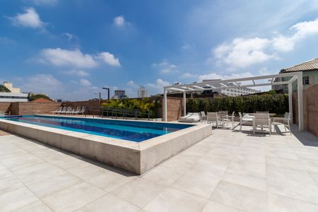 Apartamento à venda com 64m², 2 quartos e 1 vagaÁrea comum - Piscina