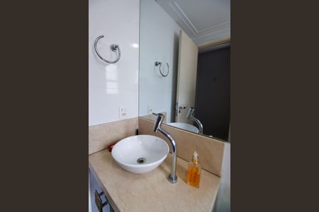 Apartamento à venda com 256m², 4 quartos e 3 vagasBanheiro da Suíte 2