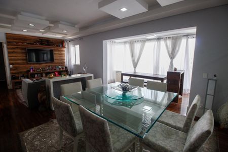 Apartamento à venda com 256m², 4 quartos e 3 vagasSala