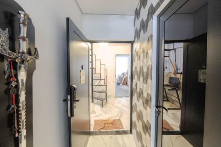 Casa à venda com 201m², 3 quartos e sem vaga Casa à venda com 201m², 3 quartos e sem vagaCorredor