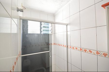 Apartamento à venda com 65m², 2 quartos e 1 vaga Apartamento à venda com 65m², 2 quartos e 1 vagaBanheiro