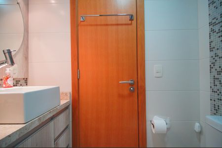 Apartamento à venda com 71m², 2 quartos e 2 vagasBanheiro